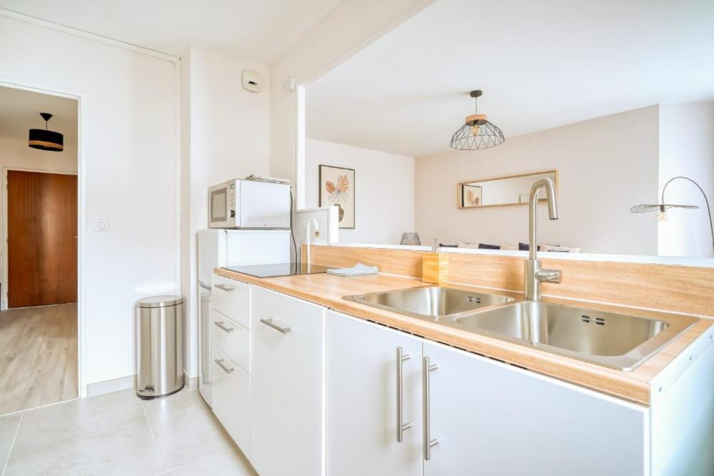 Logement Sarah Courcouronnes Экстерьер фото